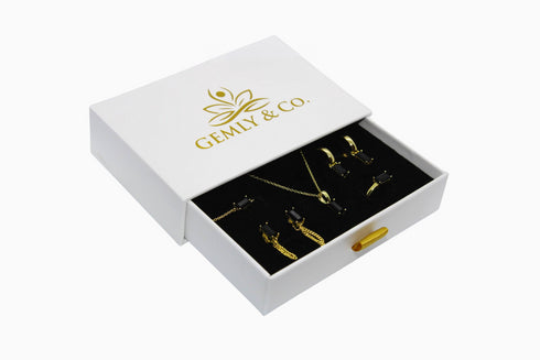 Ameya अमेय | Onyx | Ring | 18K Vermeil Vergoldung